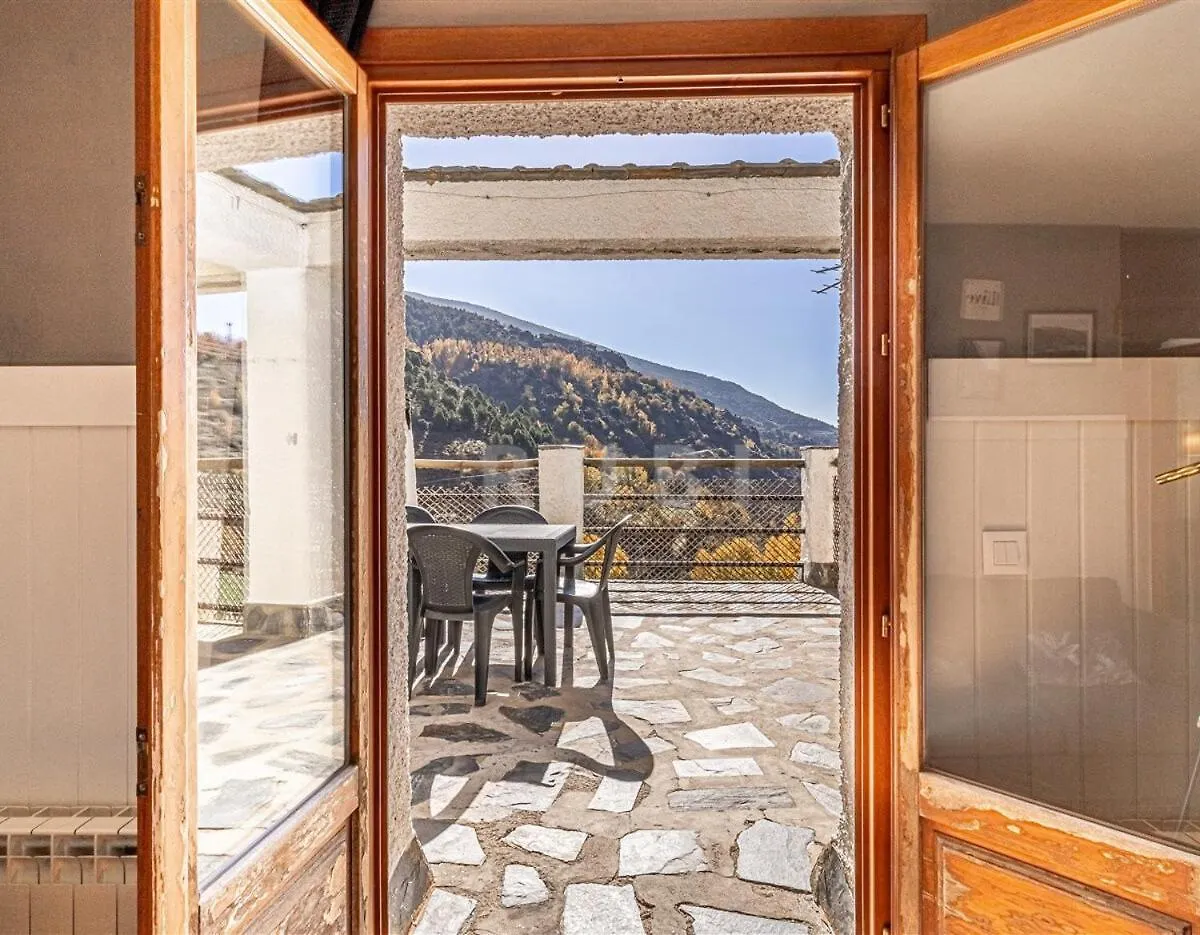 El Capricho De Trevelez Apartment