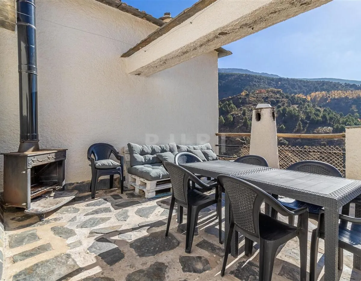 El Capricho De Trevelez Apartment